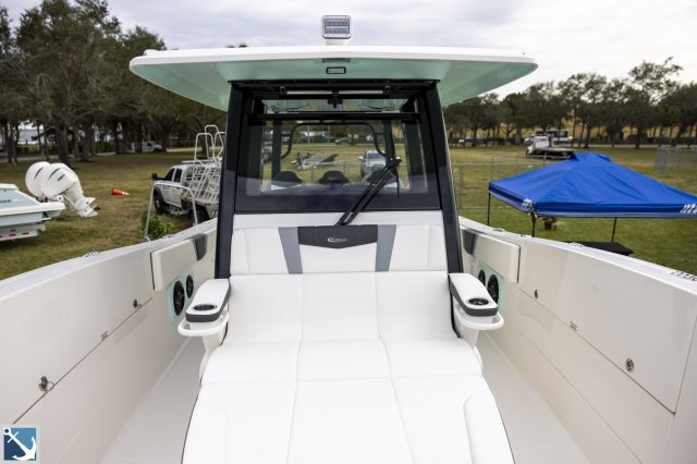 New 2024  powered Robalo Boat for sale